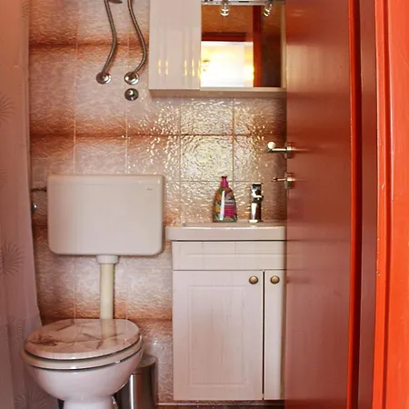 Tina Apartment *
